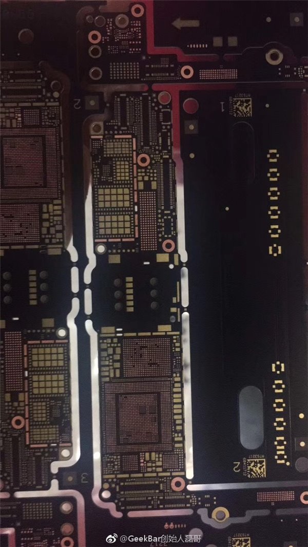 疑似蘋果iPhone 7s主板曝光:變化不大